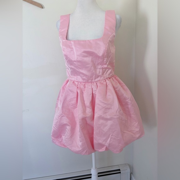 NWOT lulus Regal Cutie Light Pink Satin Square Neck Bubble-Hem Mini Dress READ - Picture 5 of 11